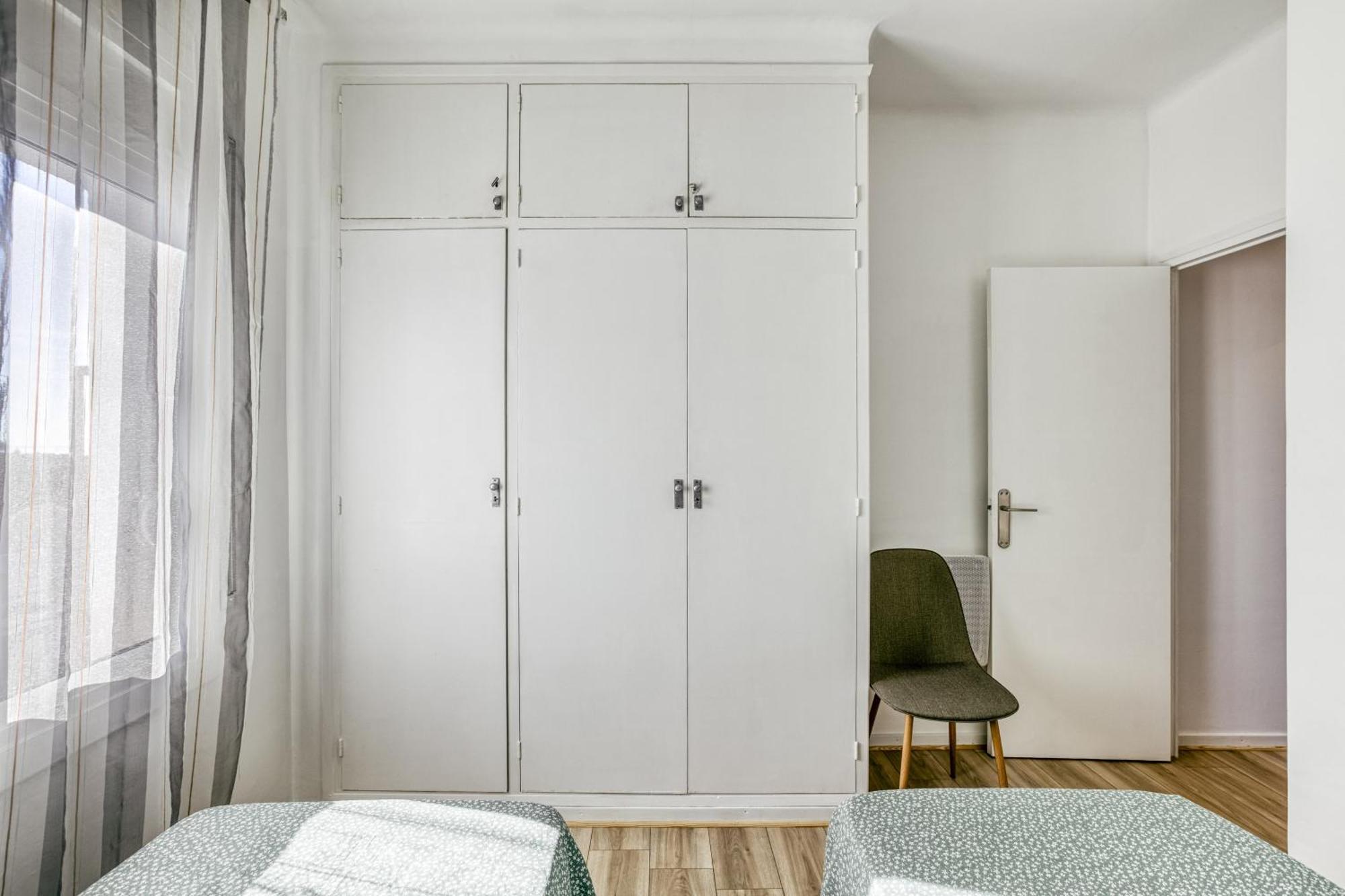 Londres Apartment Roses Exterior photo